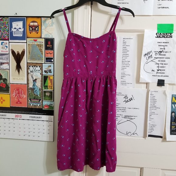 Old Navy dress Medium floral print sleeveless smocked upper back summer flirty - Picture 1 of 11